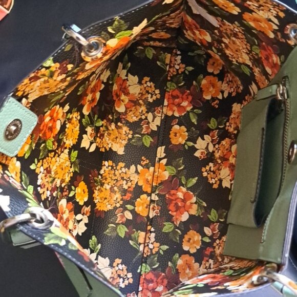 SOLD Hand Painted Upcycled Faux Leather Vegan Tote NWT Butterfly - Picture 11 of 16